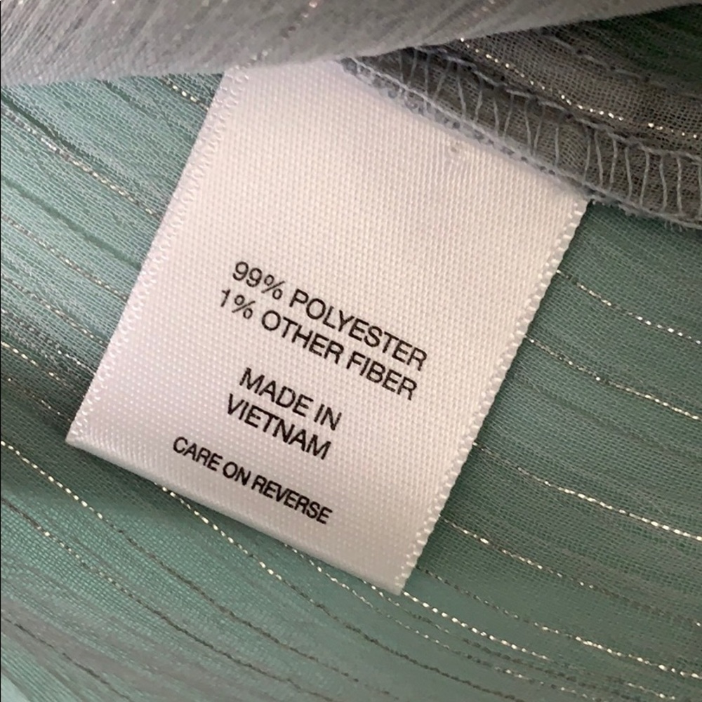Box 3 NY & Company Large Sleeveless Blouse Sheer - Picture 5 of 5